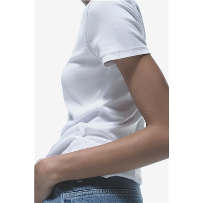 T-SHIRT WITH CONTRASTING RIBBED TRIMS
