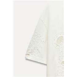 EMBROIDERED MESH T-SHIRT