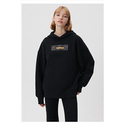MaviHüzünlü Karışık Baskılı Kapüşonlu Siyah Sweatshirt 0S10124-900