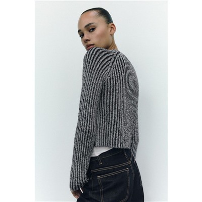 RIBBED KNIT CROPPED SWEATER