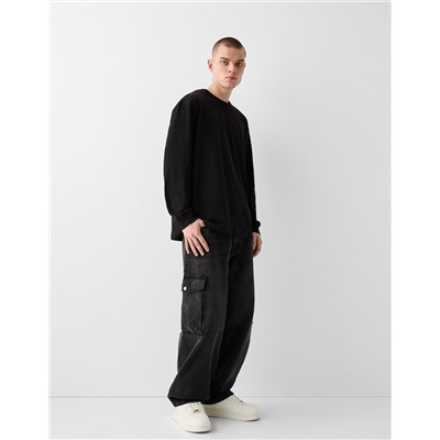 Faded dirty effect skater fit cargo jeans