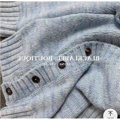 Тёплый женский кардиган в двух трендовых цветах