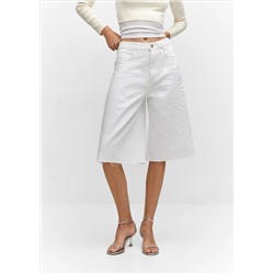 Bermudas vaqueras bajo deshilachado