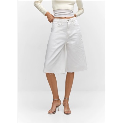 Bermudas vaqueras bajo deshilachado