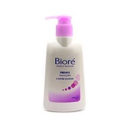 Молочко для снятия макияжа от Biore 180 ml / Biore Cleansing Milk Makeup Remover 180 ML