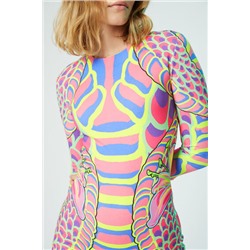 Vestido slim corto manga 3/4