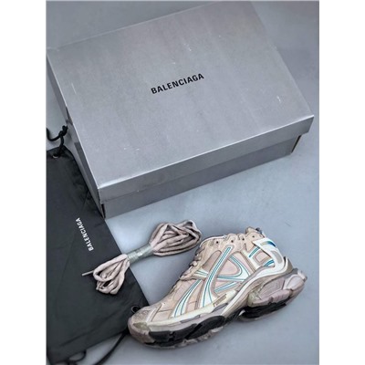 Кроссовки BALENCIAG*A Runner Sneaker