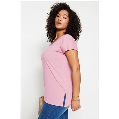 Pembe Boyfriend V Yaka Yırtmaçlı %100 Pamuk Örme T-Shirt TBBSS22BF0036