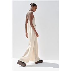 FLOWY TEXTURED JUMPSUIT