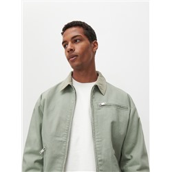 Jacke mit Kragen