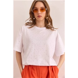 Olalook, Kadın Beyaz Baskı Taş Detaylı Regular Fit Tişört TSH-19000831