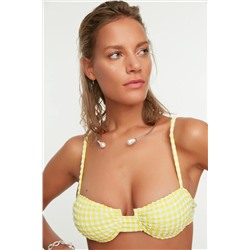 Trendyolmilla Sarı Balkonet Pötikare Dokulu Bikini Üstü TBESS22BU0072