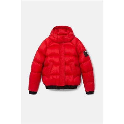Chaqueta corta acolchada capucha