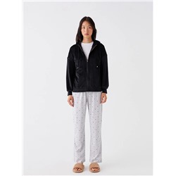LC Waikiki Kapüşonlu Düz Uzun Kollu Kadife Kadın Pijama Üst, LCW DREAM                                            
                                            Kapüşonlu Düz Uzun Kollu Kadife Kadın Pijama Üst