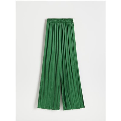 Hose mit Weitem Bein Und Stoffgürtel