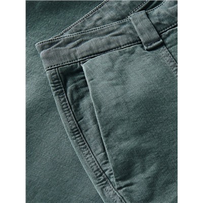 Karottenhose mit Ziernähten