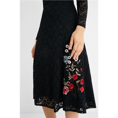 Vestido encaje flores