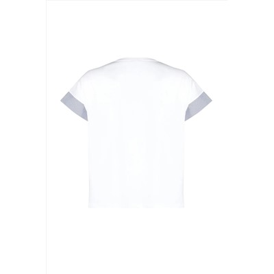 Beyaz Oversize Kolda Çizgili Poplin Kumaş Detaylı %100 Pamuk Örme Büyük Beden T-Shirt TBBSS24BF00001