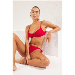 TRENDYOLMİLLA Kırmızı Balkonet Bağlamalı Regular Bikini Takımı TBESS25BT00043