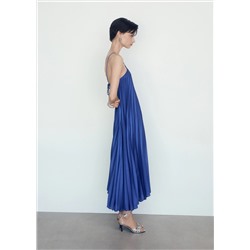 Vestido plisado cuello halter