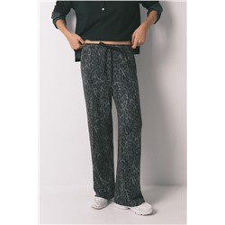 Pantalón largo animal print gris