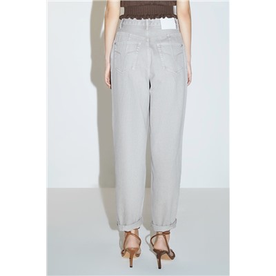 Vaquero mom fit de tiro alto Gris