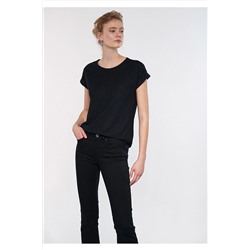 Mavi Cepli Siyah Basic Tişört Loose Fit / Bol Rahat Kesim 165846-900