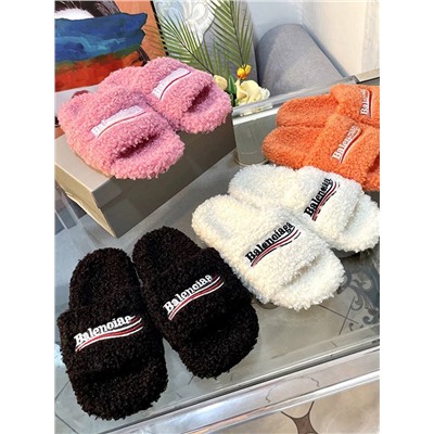 Махровые тапочки для дома и улицы Balenciag*a