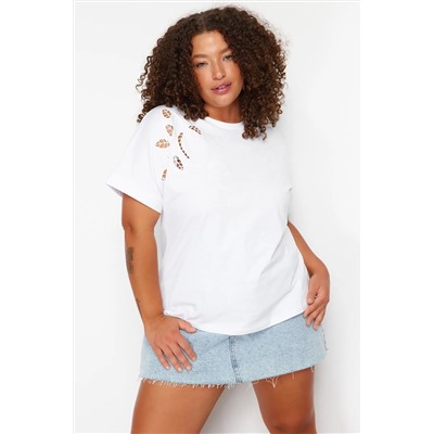 Beyaz Brode Detaylı Basic %100 Pamuk Örme T-shirt TBBSS24BF00055