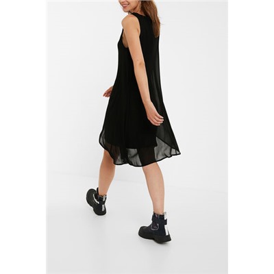 Vestido flecos sin mangas