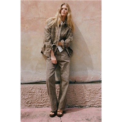 TRF RELAXED FIT HIGH-WAIST ANIMAL PRINT JEANS