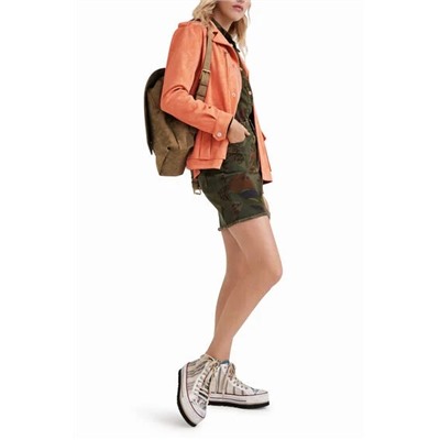 Chaqueta recta bolsillos