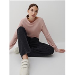 Pullover mit U-Boot-Ausschnitt