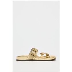 METALLIC CROSSOVER STRAP SANDALS