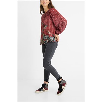 Blusa viscosa mariposas