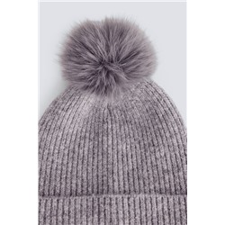 Gorro punto pompón