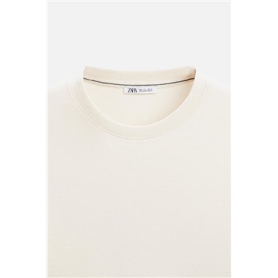 CAMISETA ESTRUCTURA JACQUARD