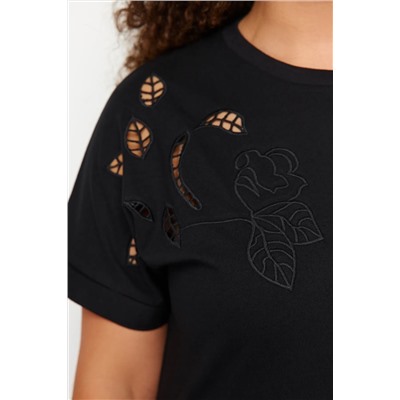Siyah Brode Detaylı Basic %100 Pamuk Örme T-shirt TBBSS24BF00055