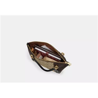 Kacey Satchel