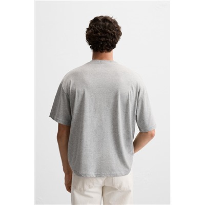 CAMISETA TEXTO TEXTURA