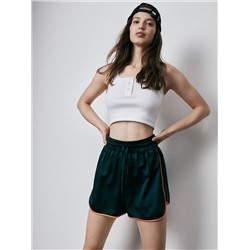 Shorts aus Recyclingmaterial