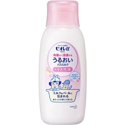 KAO Biore U Молочко для принятия ванн для всей семьи с нежным ароматом Bath Milk 600 мл