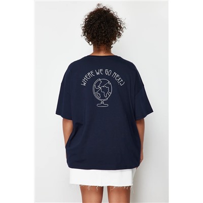 Lacivert %100 Pamuk Sırt Baskılı Rahat Kesim Bisiklet Yaka Örme T-Shirt TBBSS24BF00025