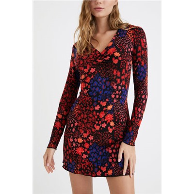 Vestido corto slim flores
