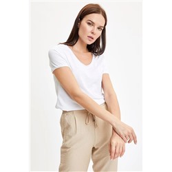 Defacto V Yaka Basic Relax Fit Kısa Kollu %100 Pamuk Tişört K1507AZ.20SP.WT34