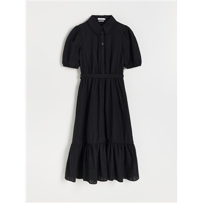 Kleid mit Lochmuster