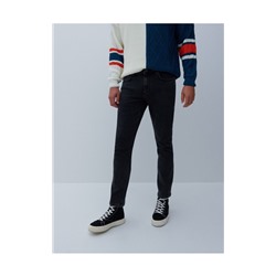 Slim-Fit-Jeans