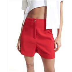 Shorts mit Ziernähten
