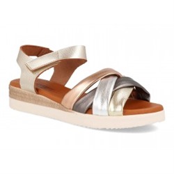 3774 - BDA
                SANDALIAS DE CUÑA