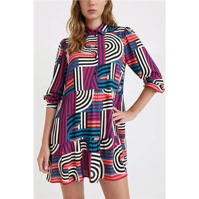 Vestido corto camisero geometrías